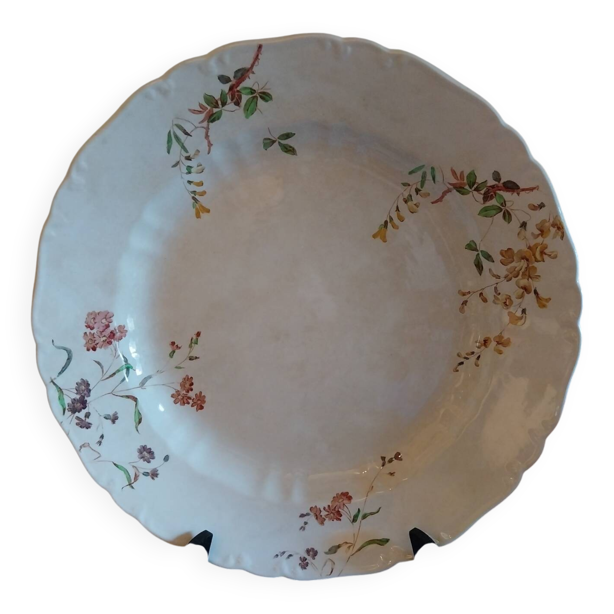 Large antique English-made deep dish