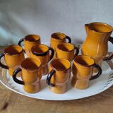 Carafe and 8 cups/cups