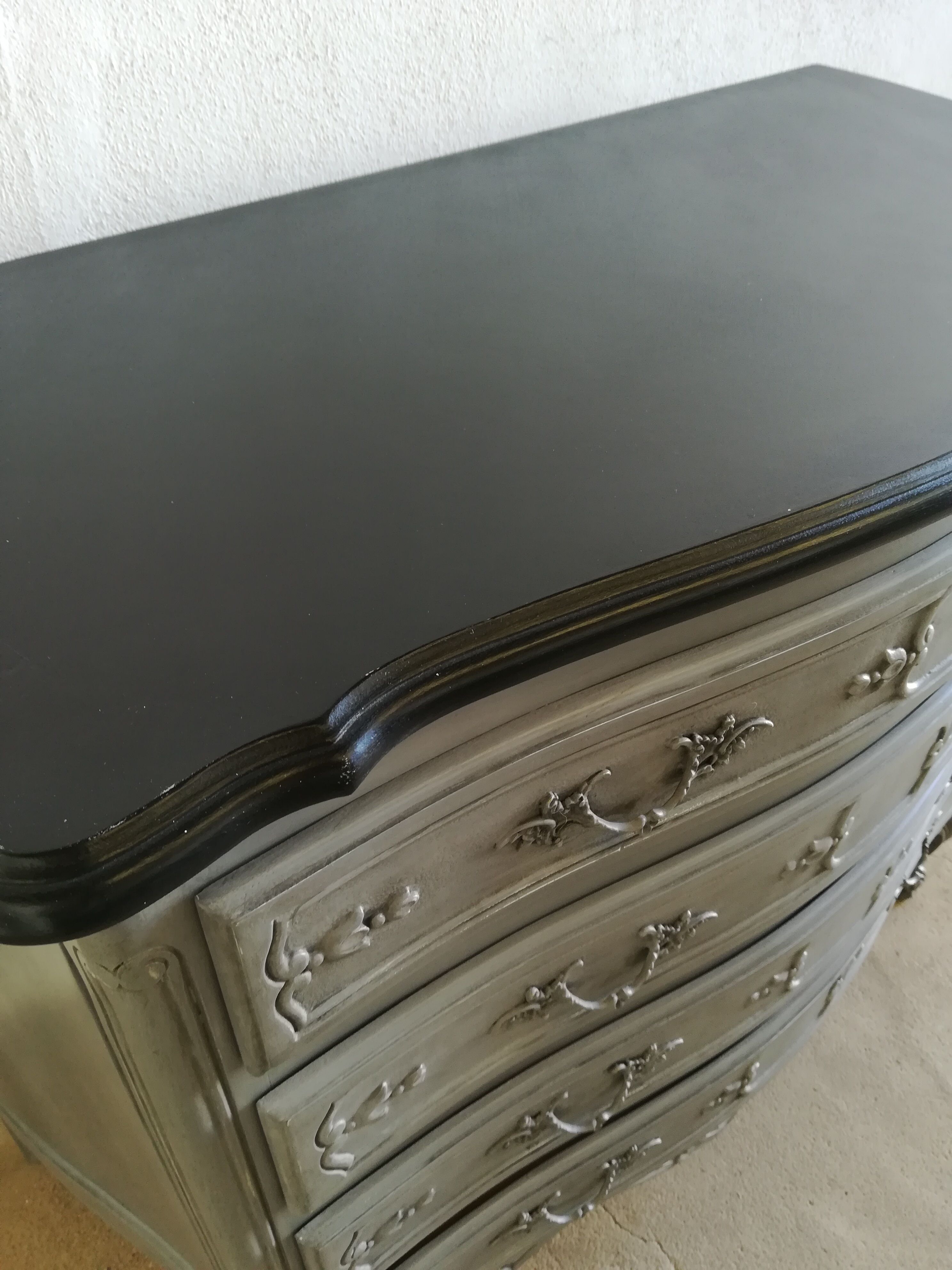 Louis XV style dresser