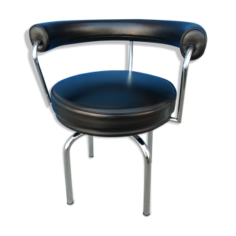 Le Corbusier office armchair, Cassina edition