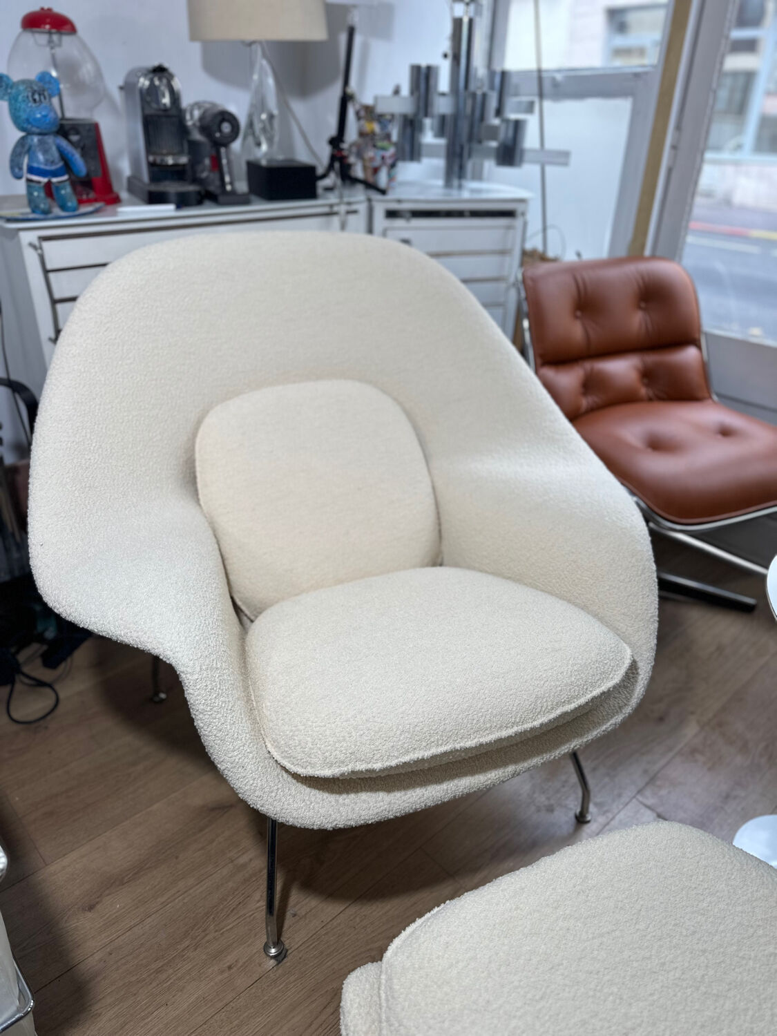 Womb Chair and Ottoman Eero Saarinen for Knoll
