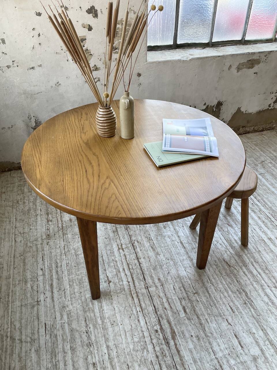 1950s round oak table