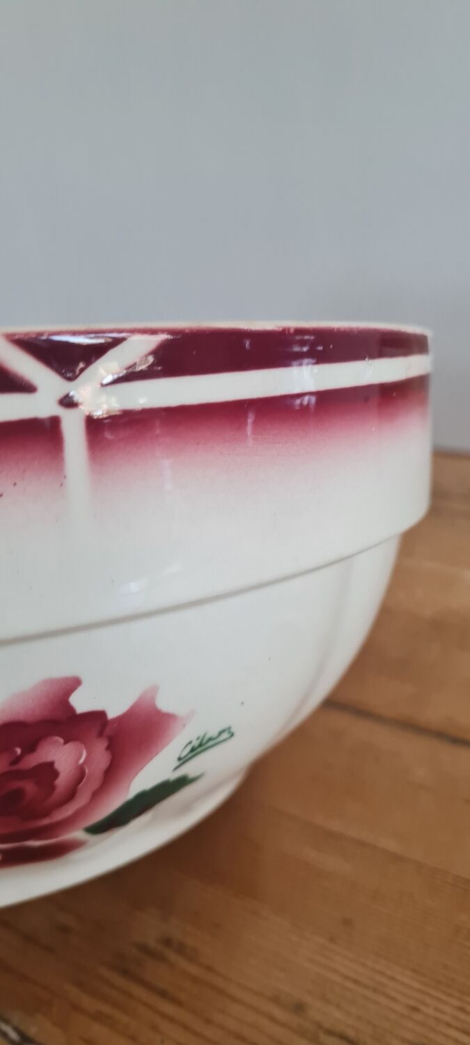 Pair of vintage earthenware salad bowls