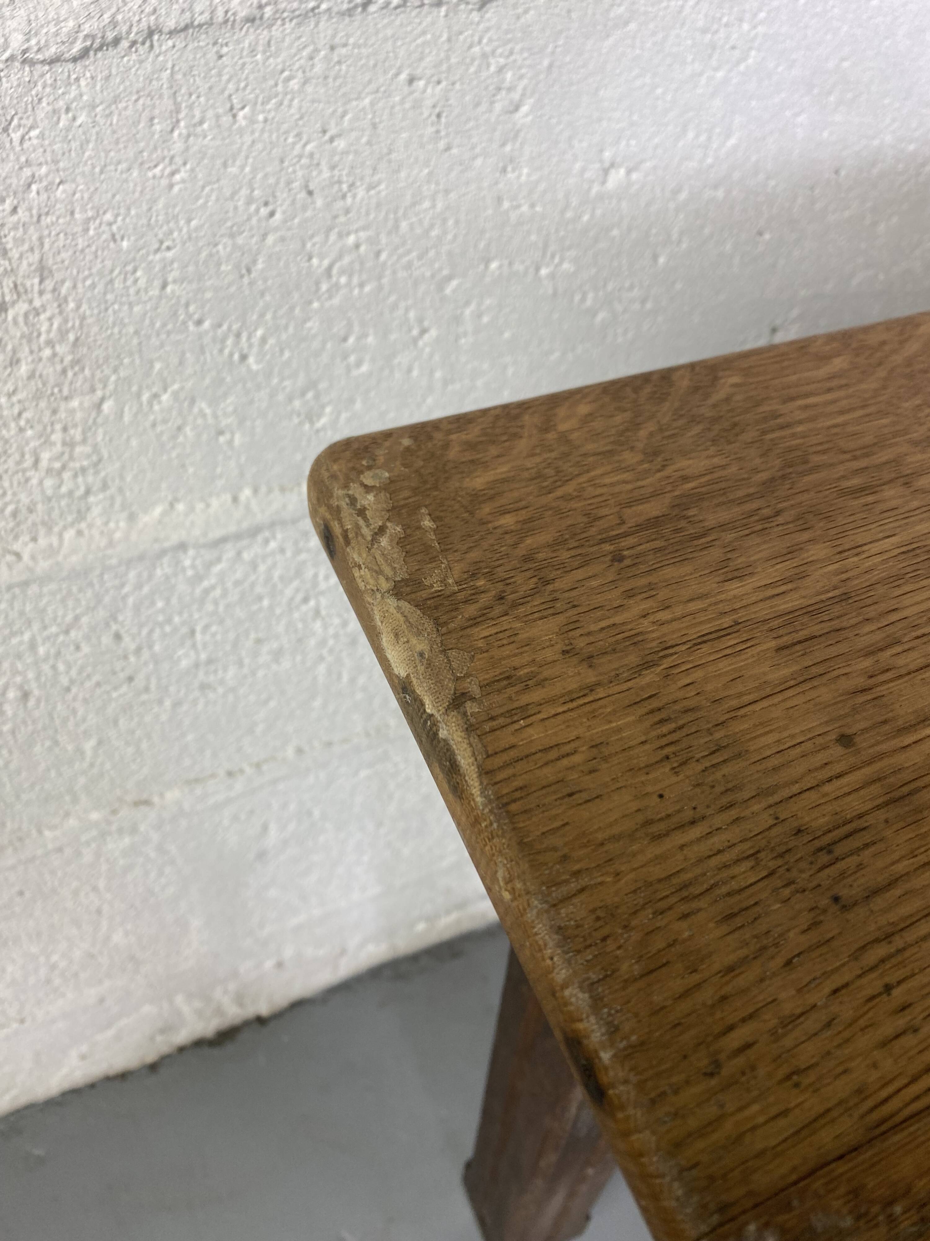 Vintage Art-Deco Table