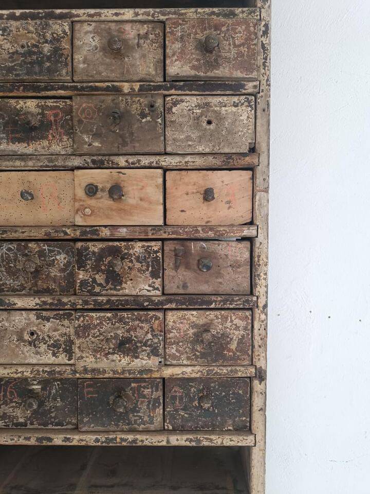 Trade furniture