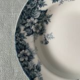 Series of 8 Marie-Louise soup plates, Moulin des Loups and Hamage