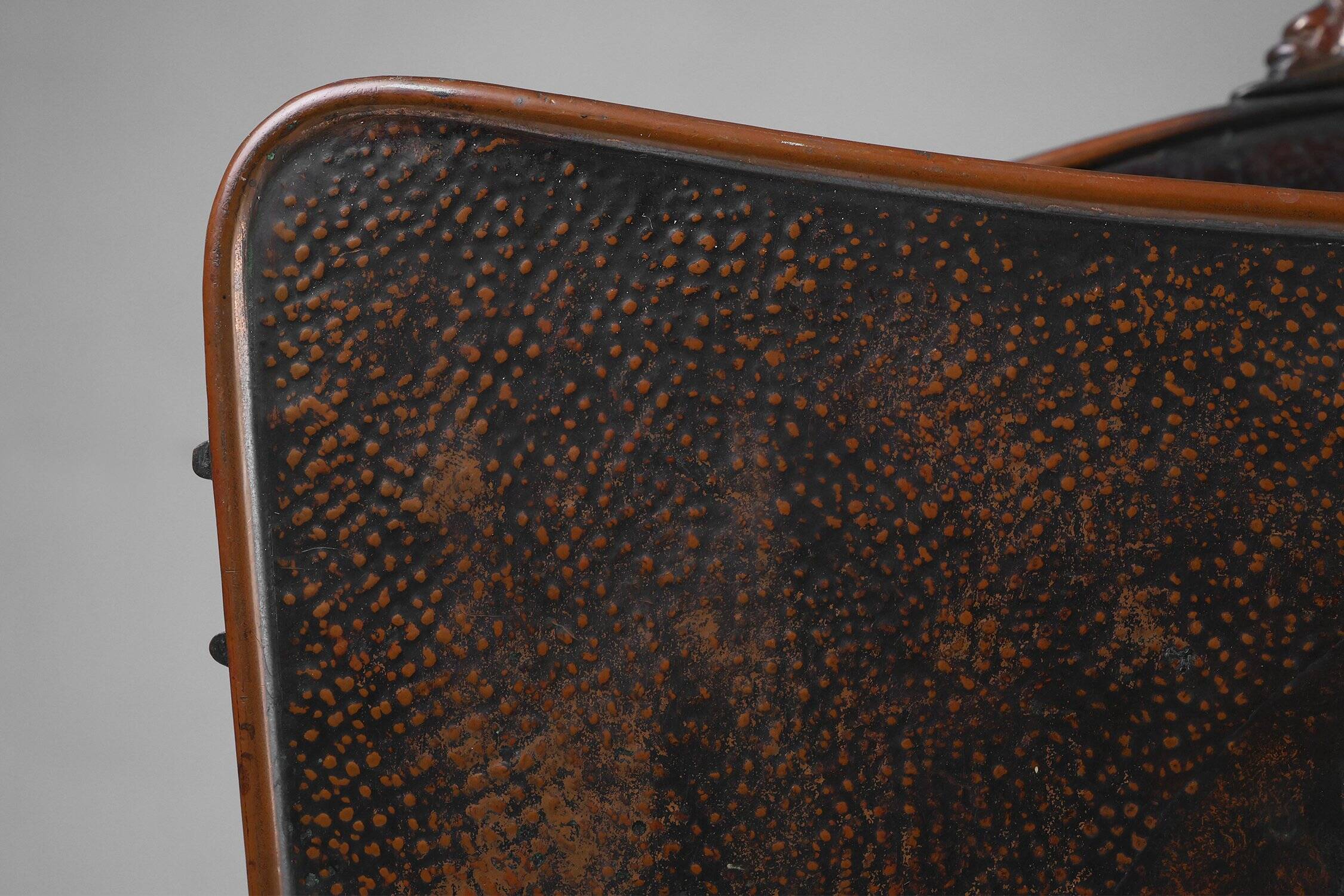 Mid-Century Magazine Rack in Hammered Copper, France, 1890s