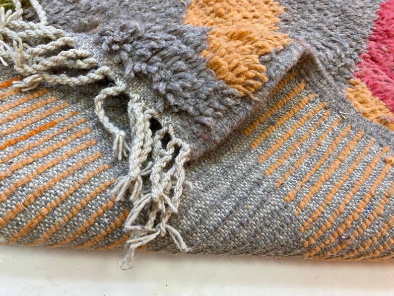 Handmade Moroccan rug 250cm x 150cm