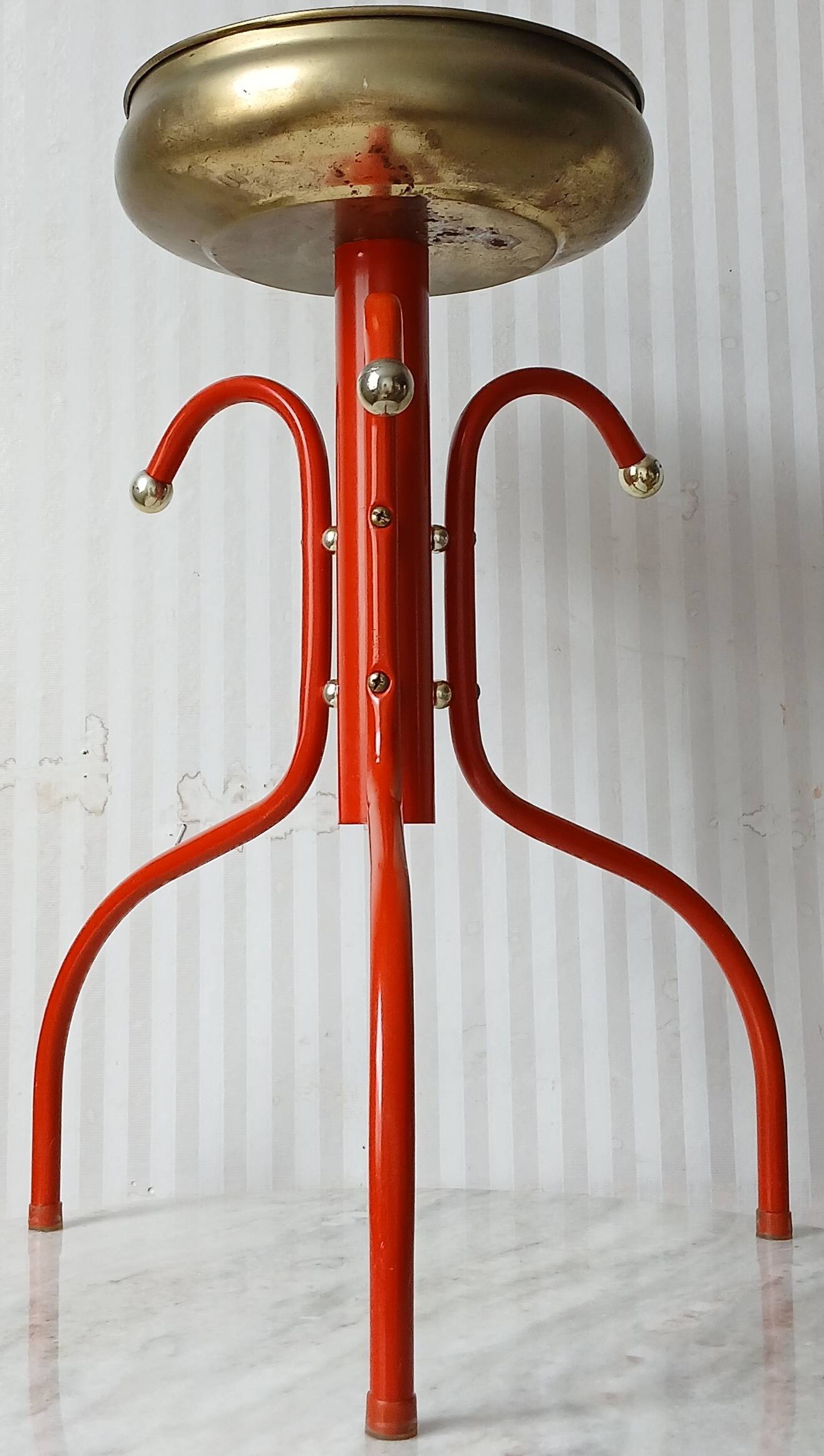 Red & gold metal tripod plant holder