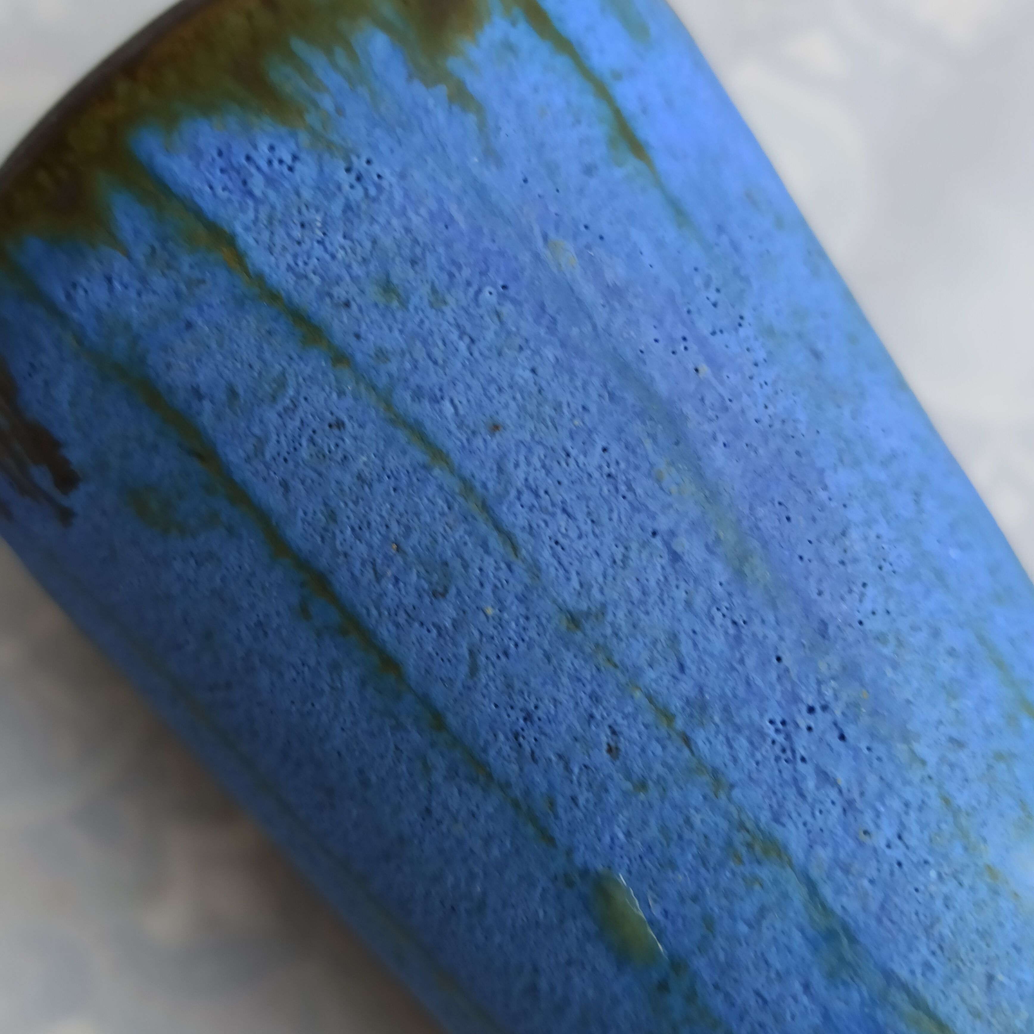 Mazagran Danuta Le Henaff Bleu de Bretagne