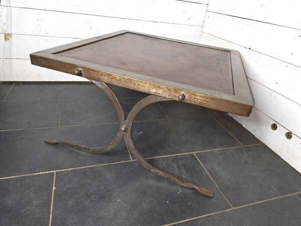 Table basse vintage en acier et cuir