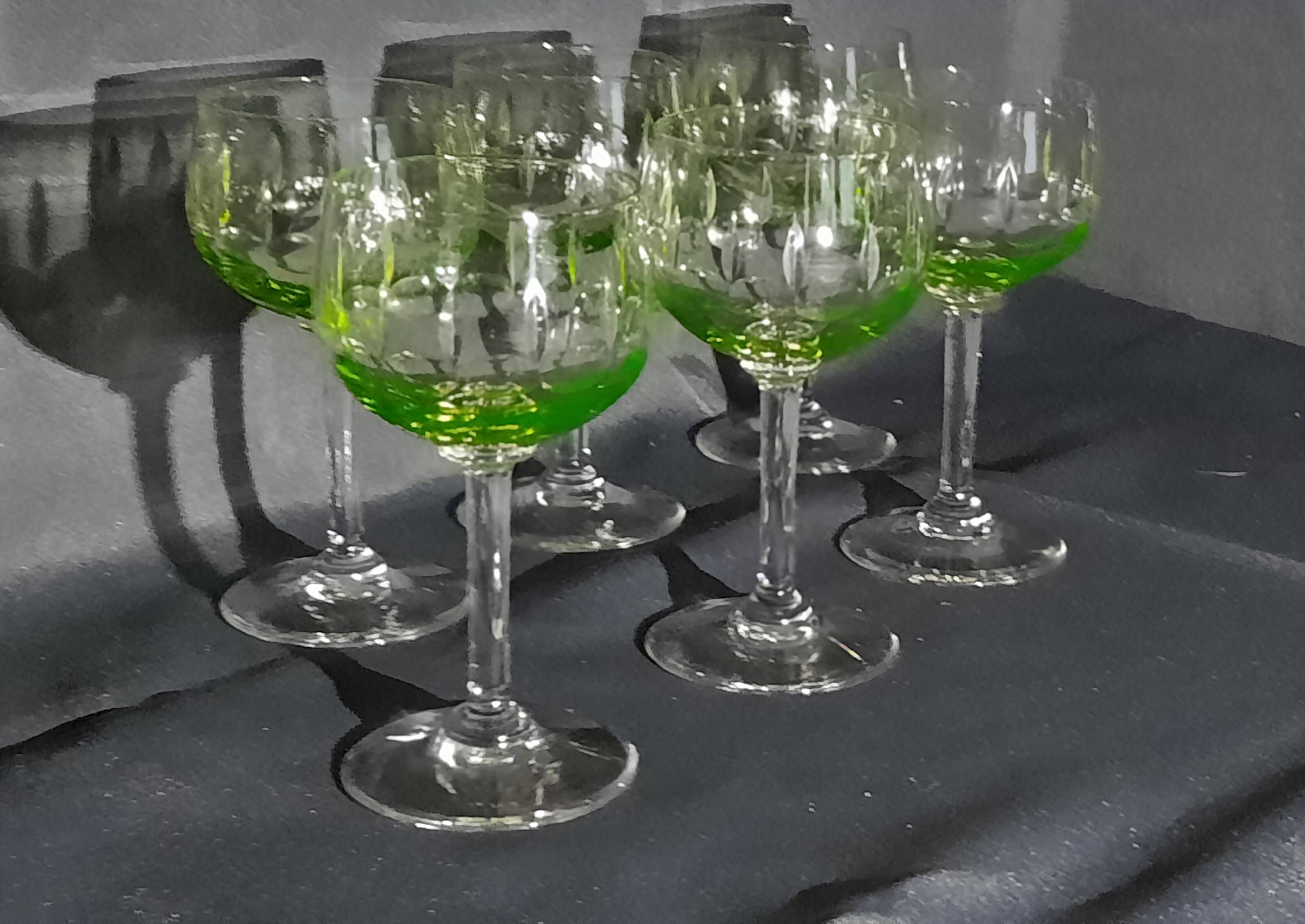 6 uranium glasses, Belgian art deco 1930