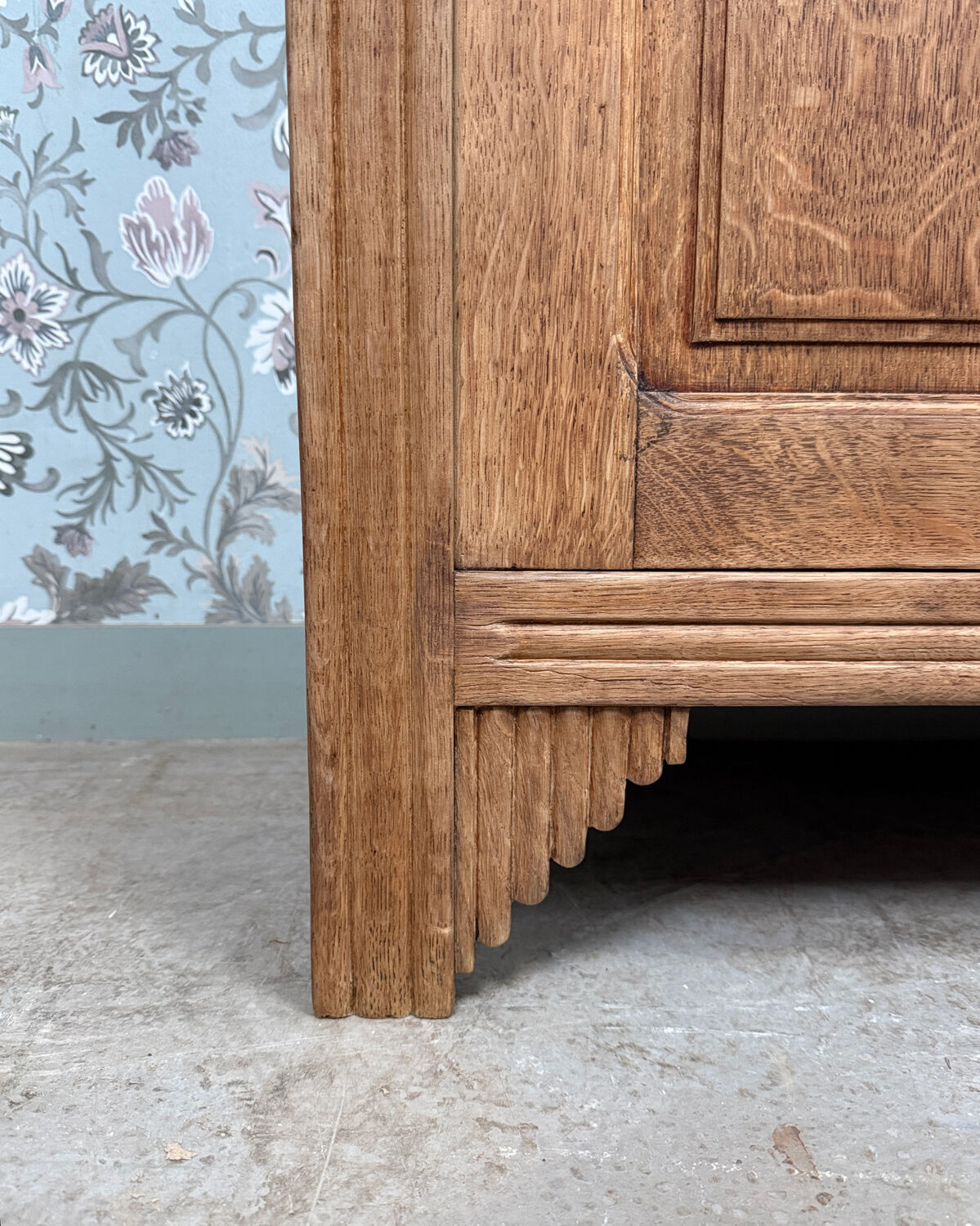 Art Deco oak grand buffet