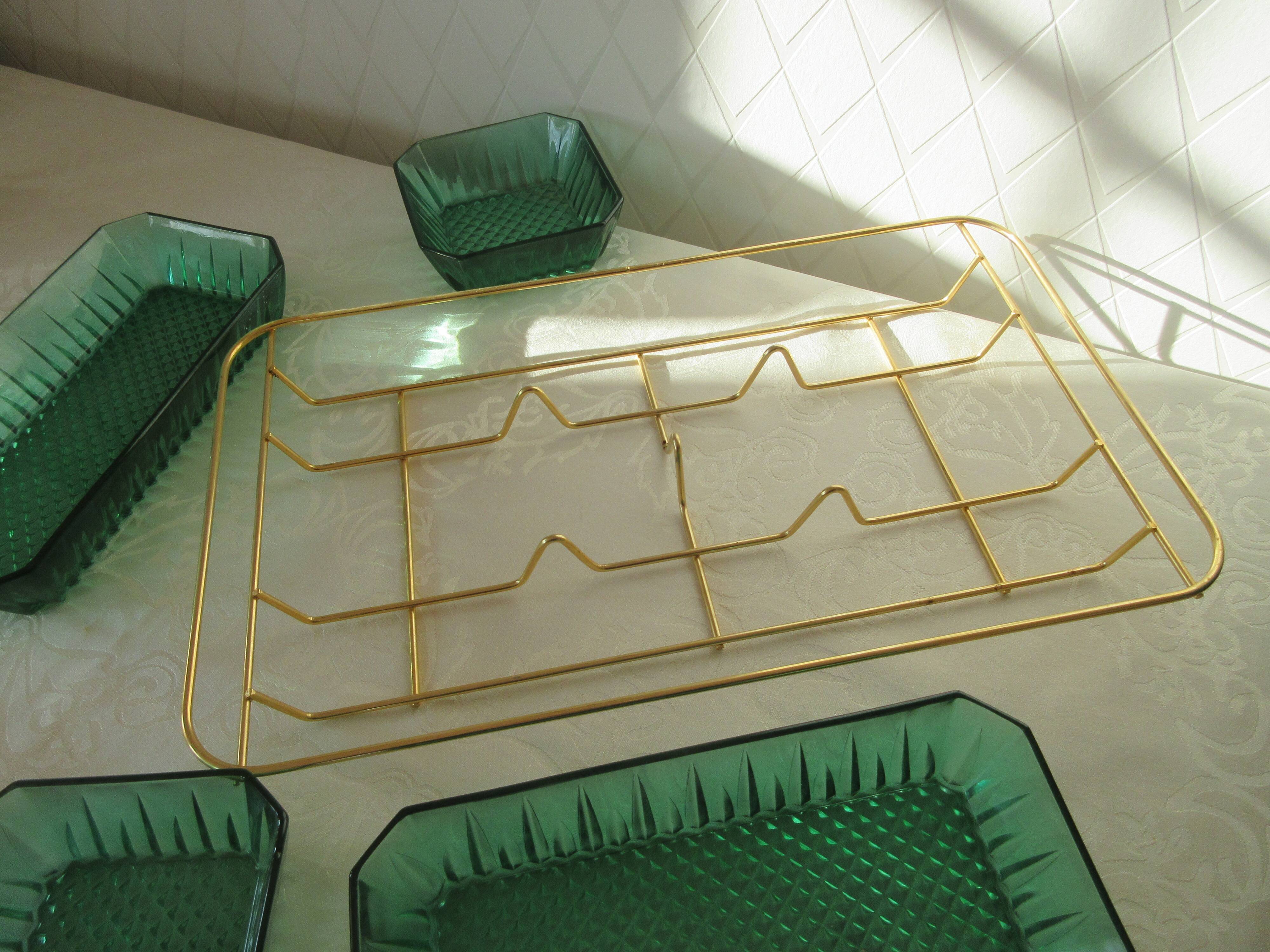 Golden vintage aperitif tray with green ramekins Arcoroc-France