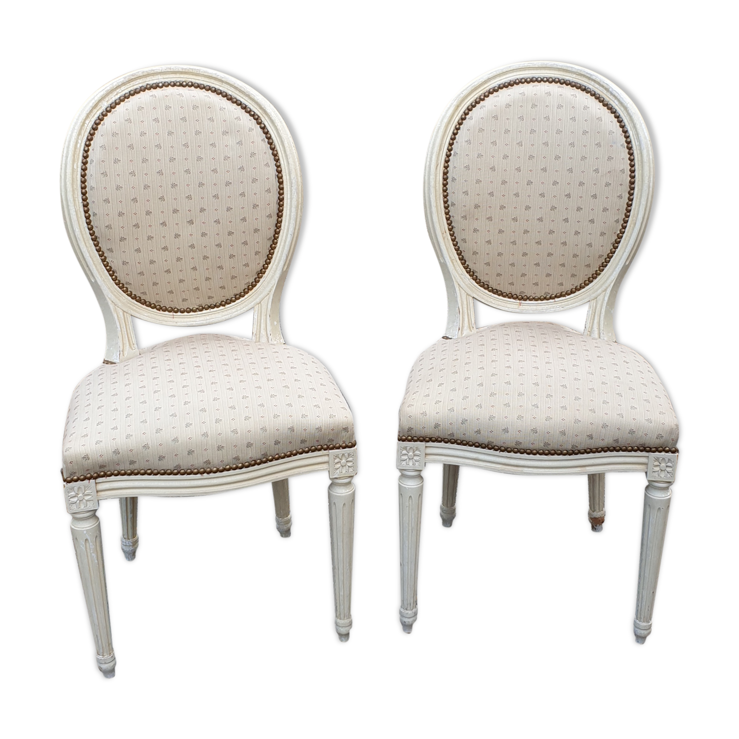 Pair of chairs medallion Louis XVl