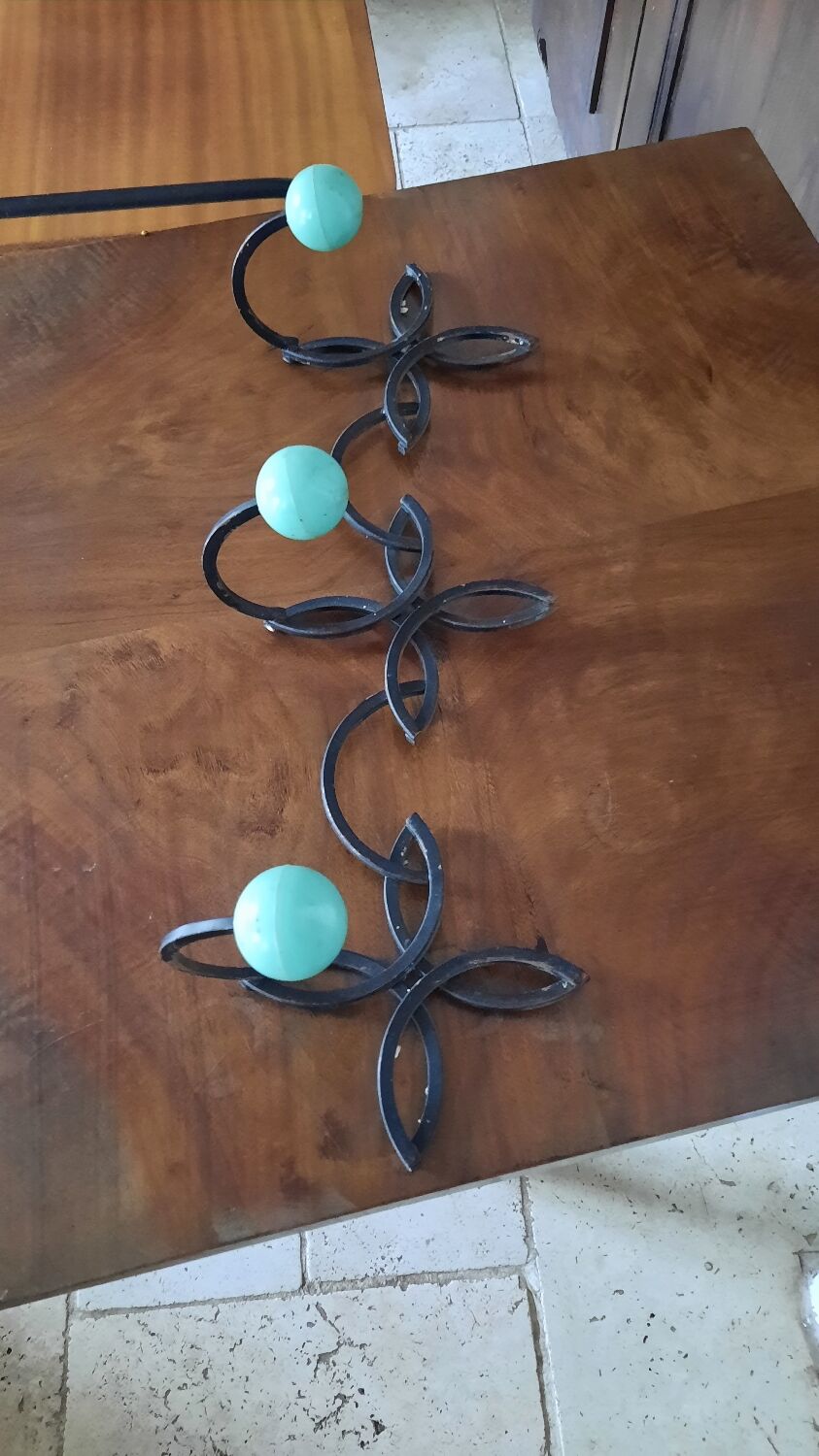 Wall coat rack 3 balls