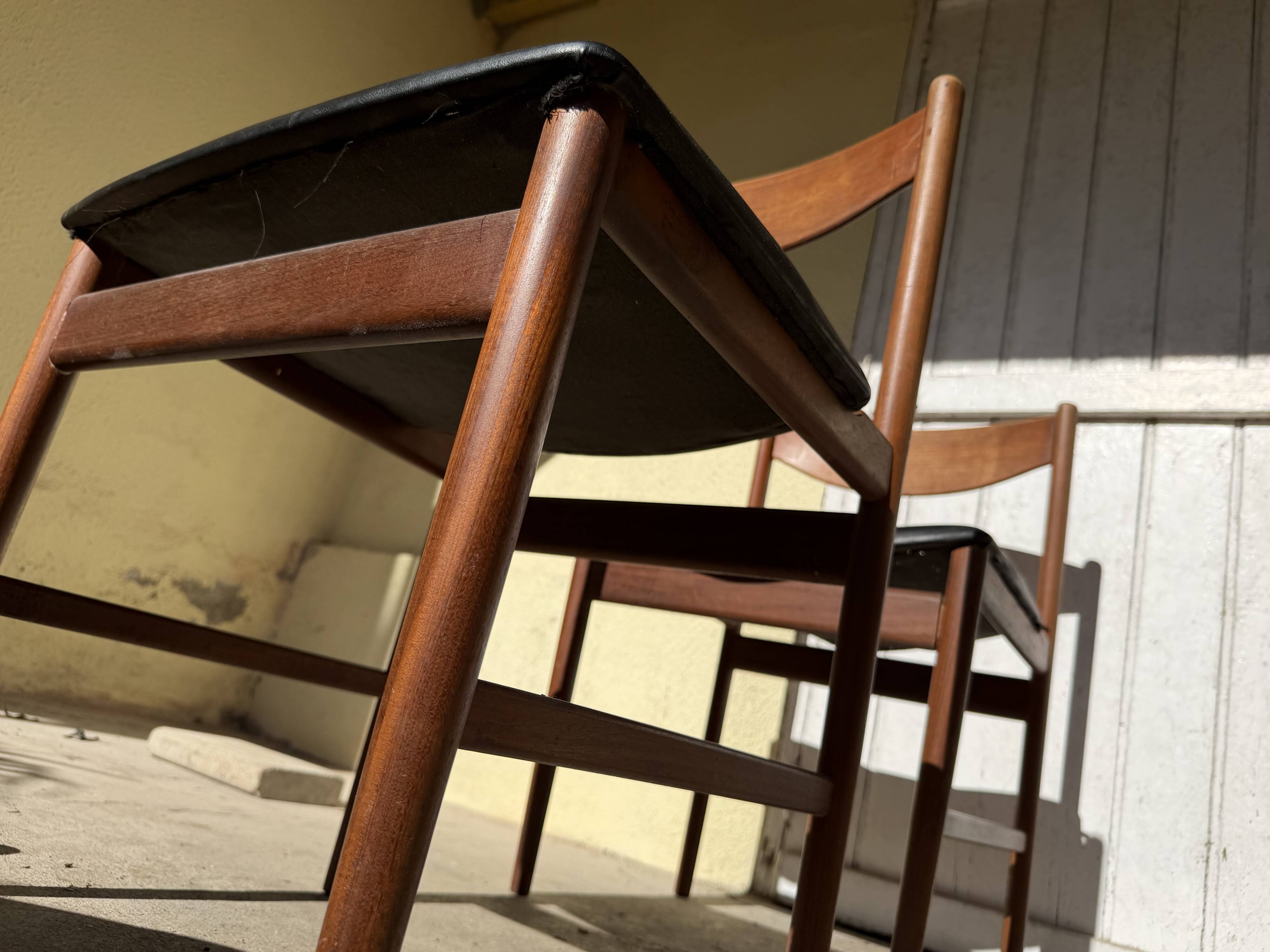 Set of 6 chairs Brand Gplan Danish design Kofod Larsen