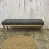 Scandinavian bench with curls