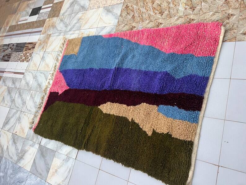 Handcrafted Berber rug in pure wool, size 150 x 260 cm