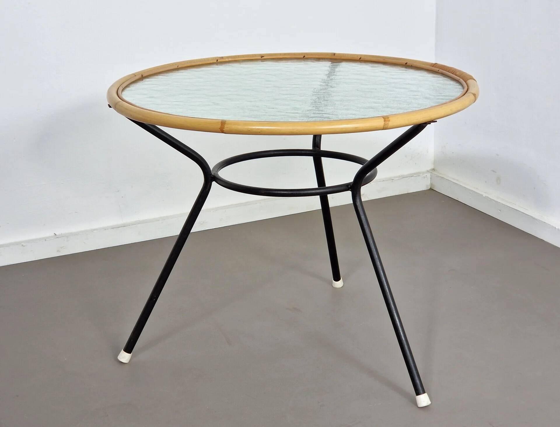 Rohé Noordwolde | Vintage rattan side table