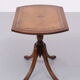 Table d'appoint Bevan Funell Reprodux Angleterre des années 1970