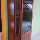 Storage unit with glass cabinet in the upper part by Van Pelt