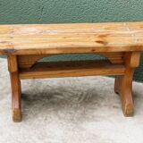 Small bench, pine steps