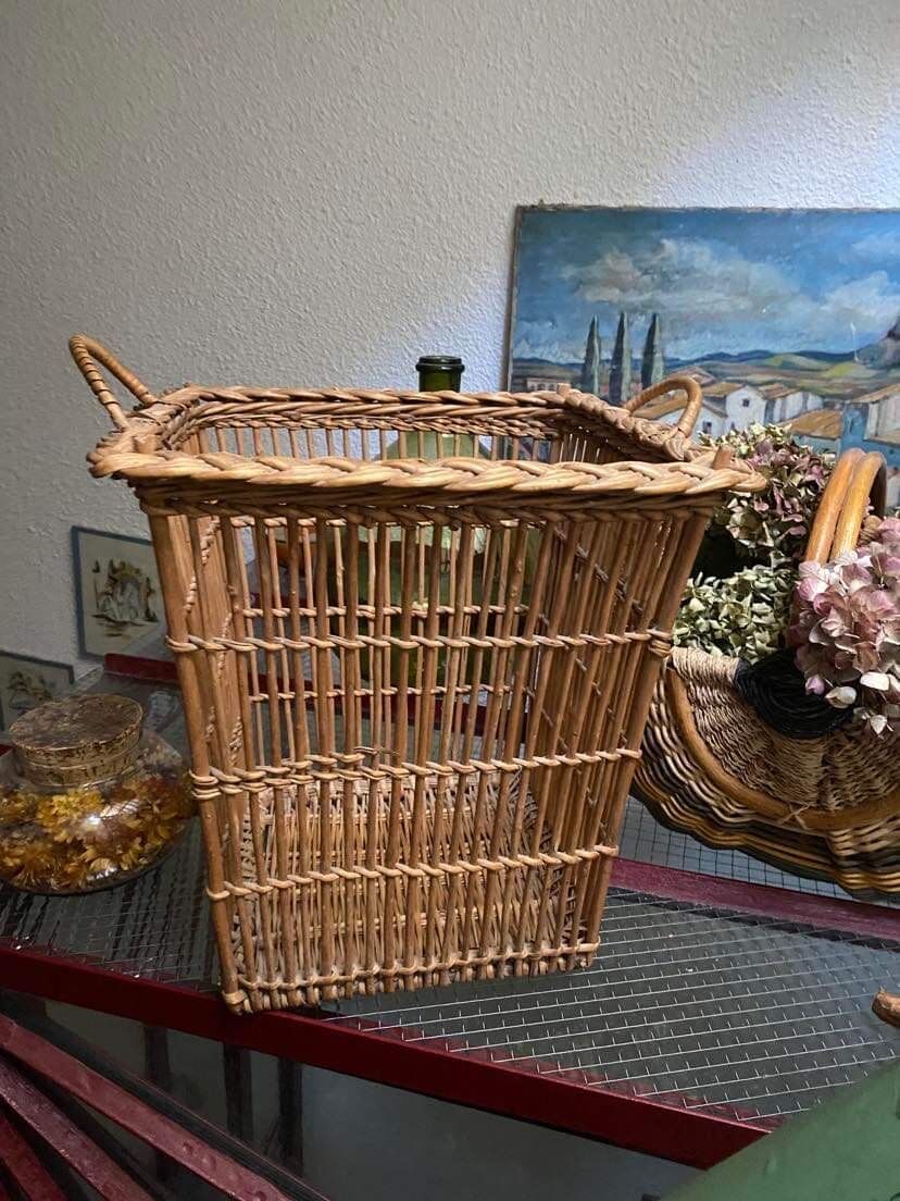 Large vintage wicker basket.