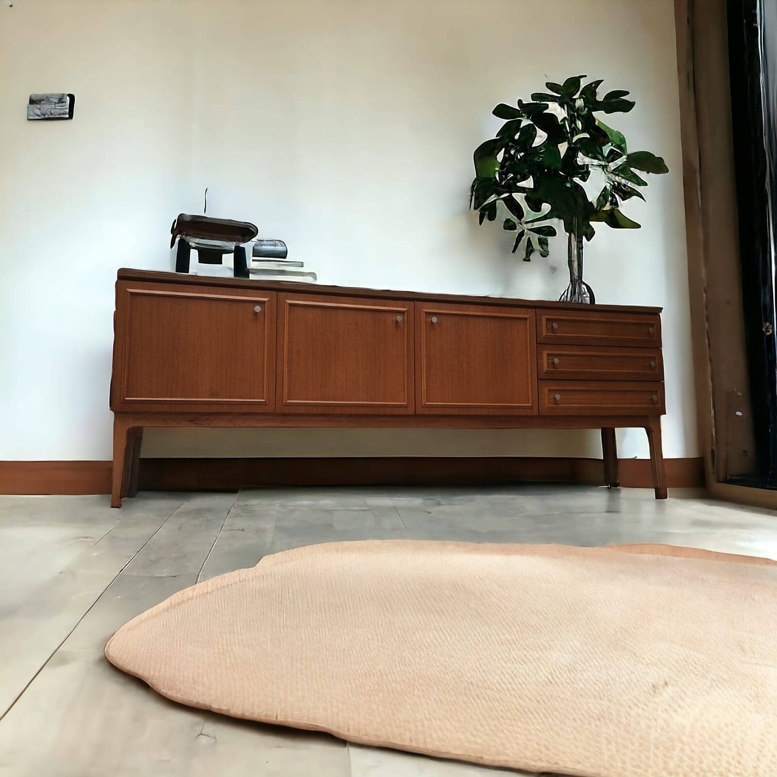 Buffet du milieu du siècle