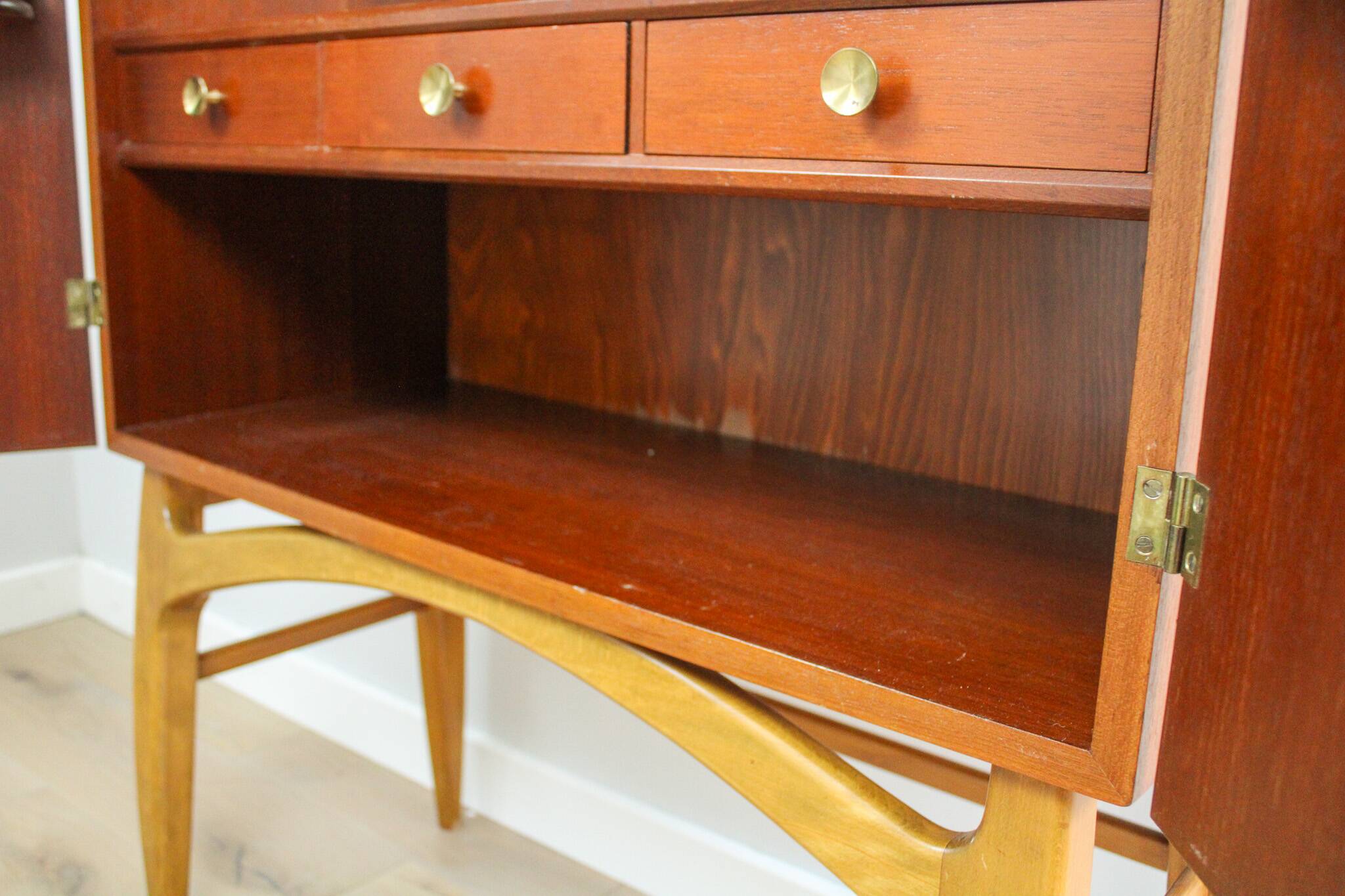 Rare armoire à cocktails/boissons vintage du milieu du siècle par AB Forenade Mobelfabrik
