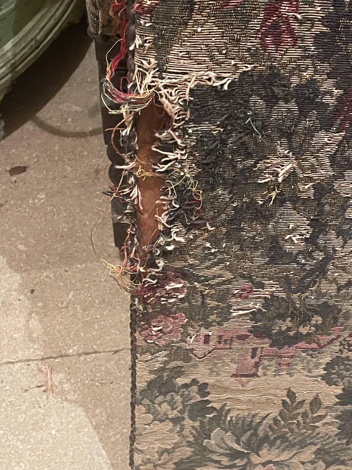 Lot of 4 late 19th century chairs