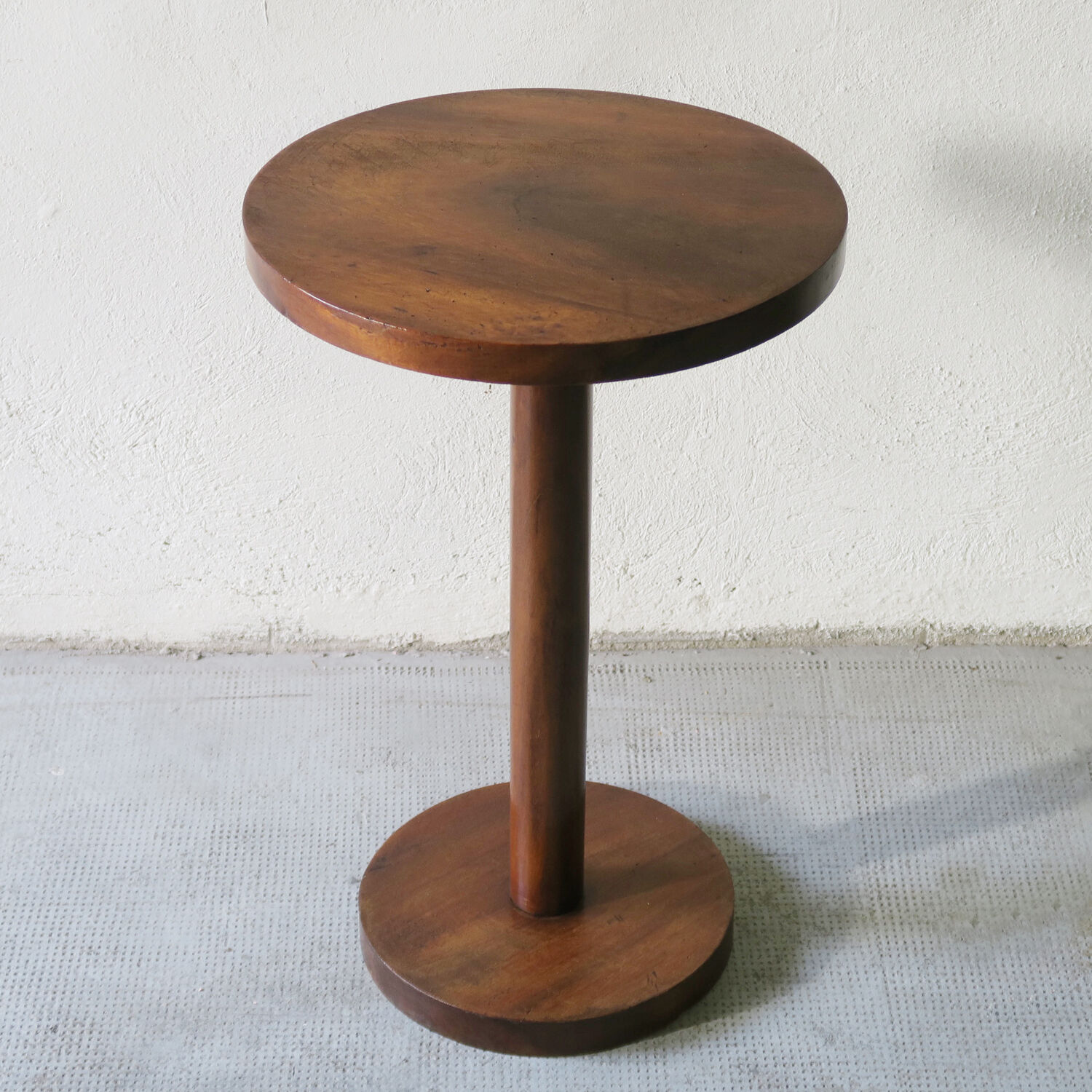 Art deco side table