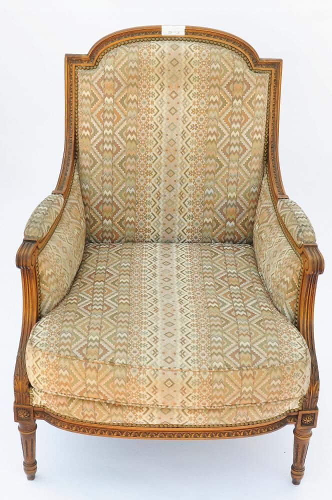 Louis XVI-style shepherdess chair
