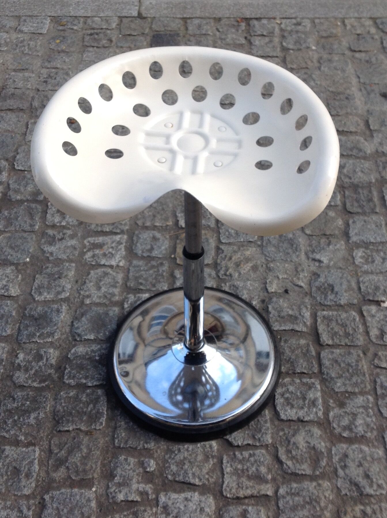 Tabouret télescopique "Faucheuse" Étienne Fermigier Mirima