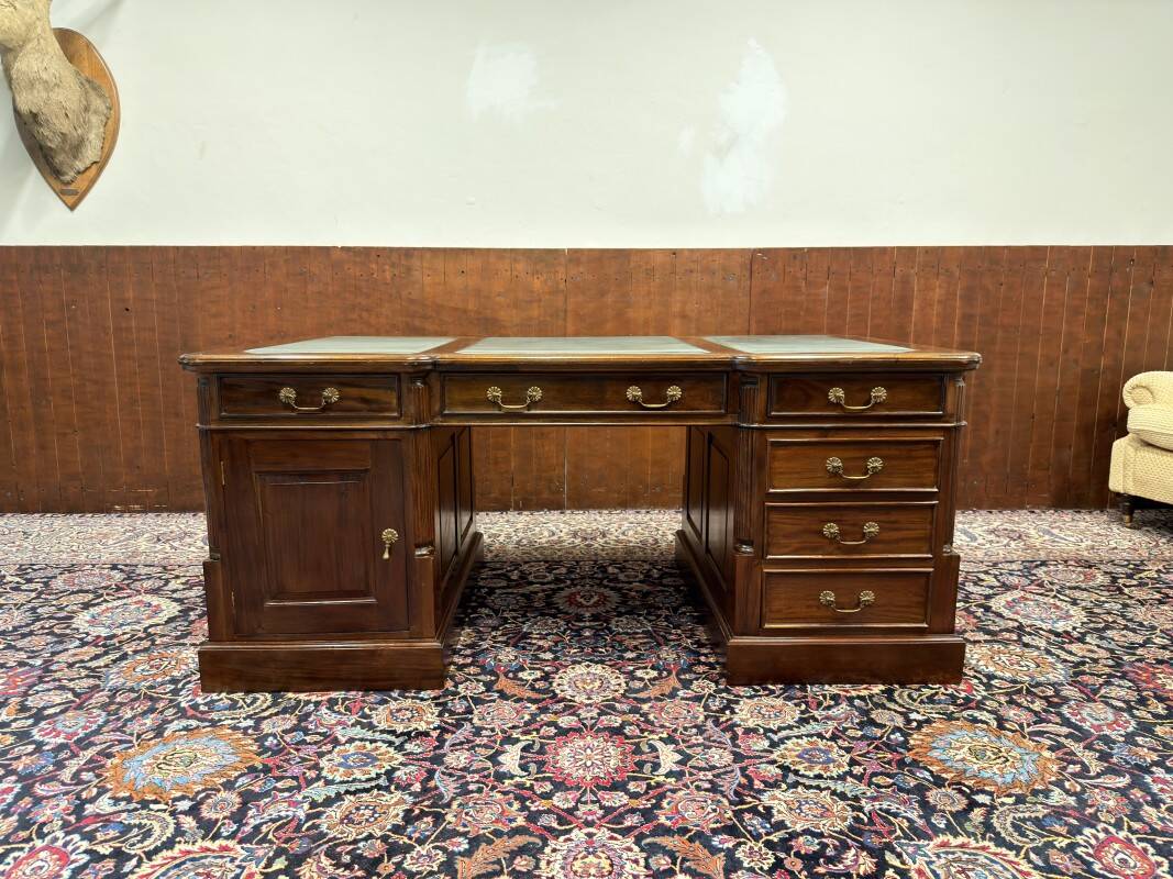Bureau Chesterfield anglais Partnerdesk