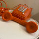 Téléphone Socotel s63 vintage orange