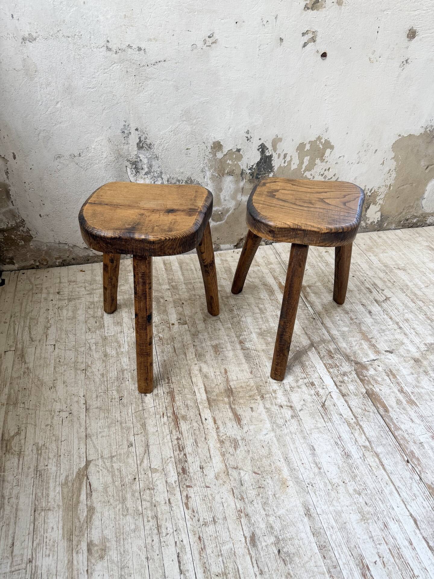 Paire de tabourets Henri Bataille chêne