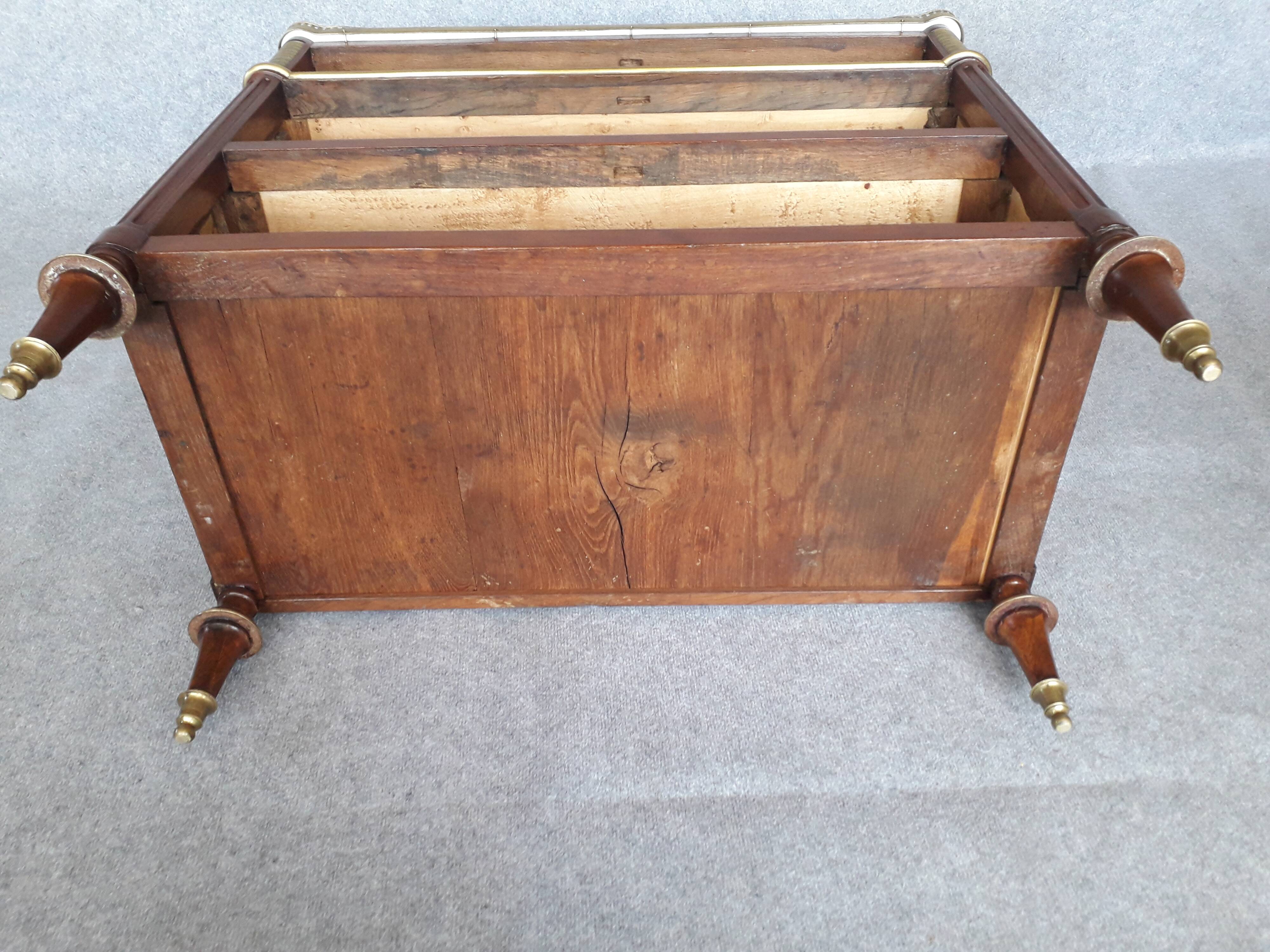Commode d'époque Louis XVI en acajou