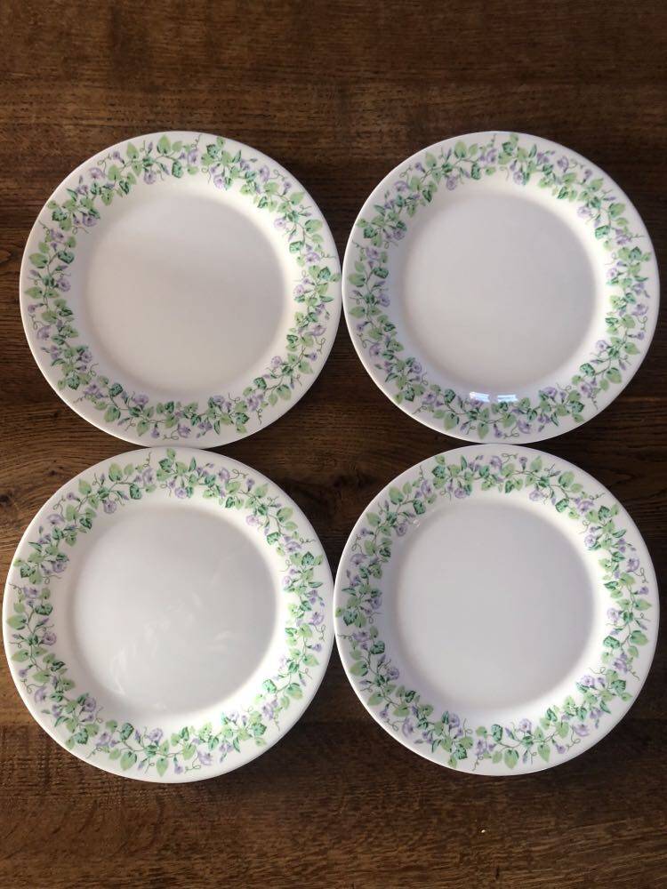 Lot de 4 assiettes plates fleurs violettes Martha Stewart everyday