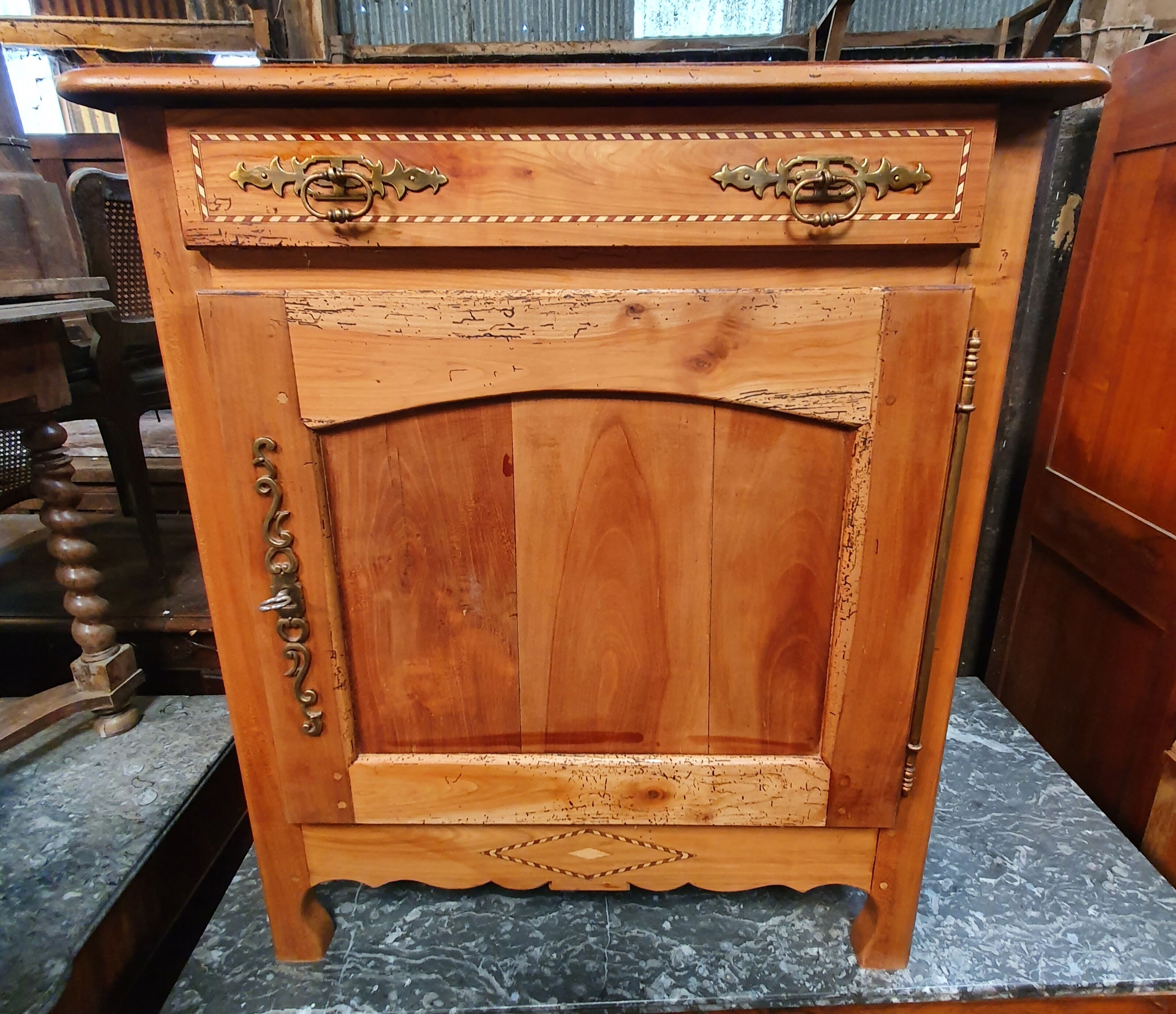 Small jam cabinet 1 door