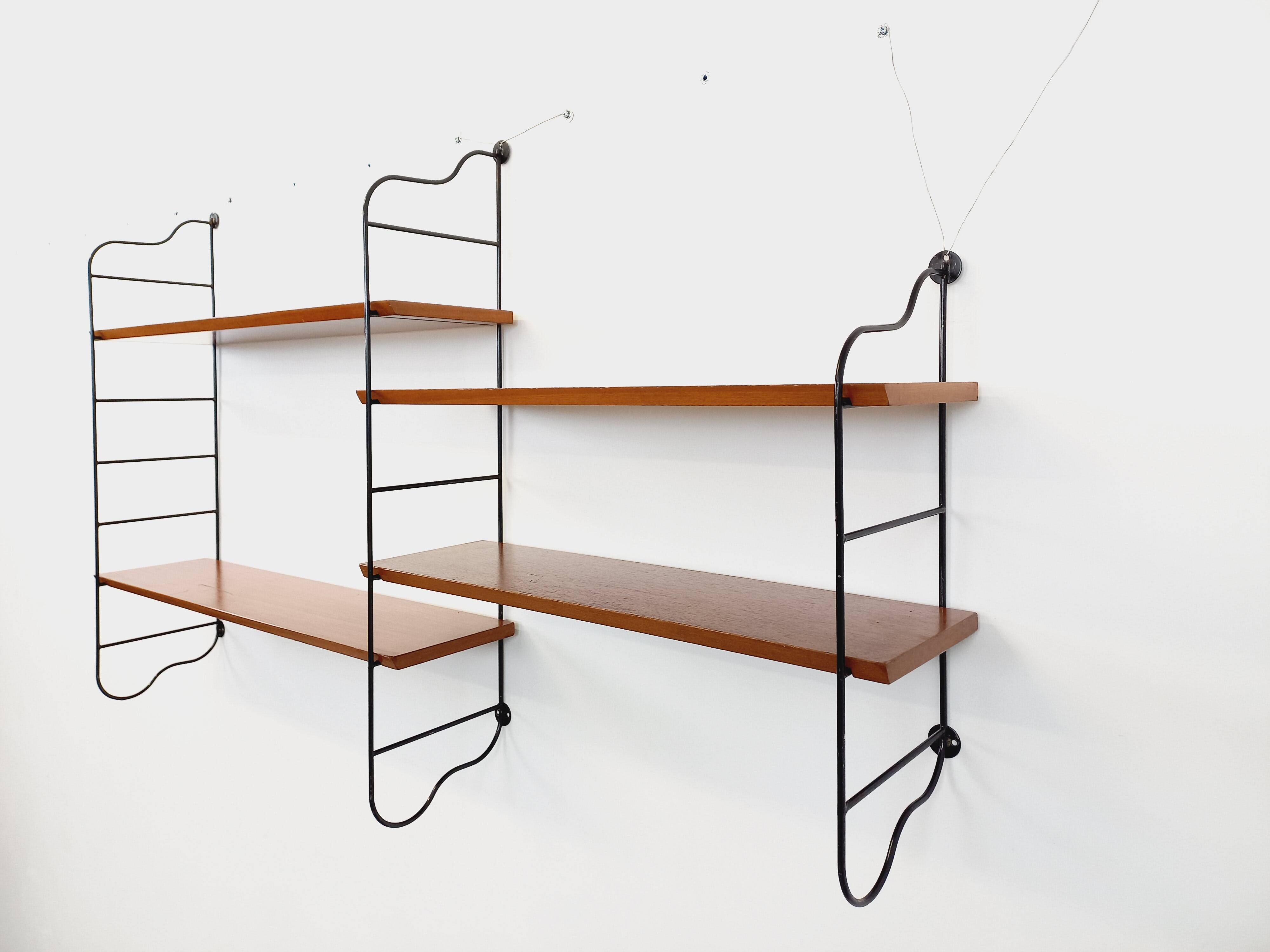 Etagère murale vintage 2 modules en teck et métal noir style String Tomado des années 50 60