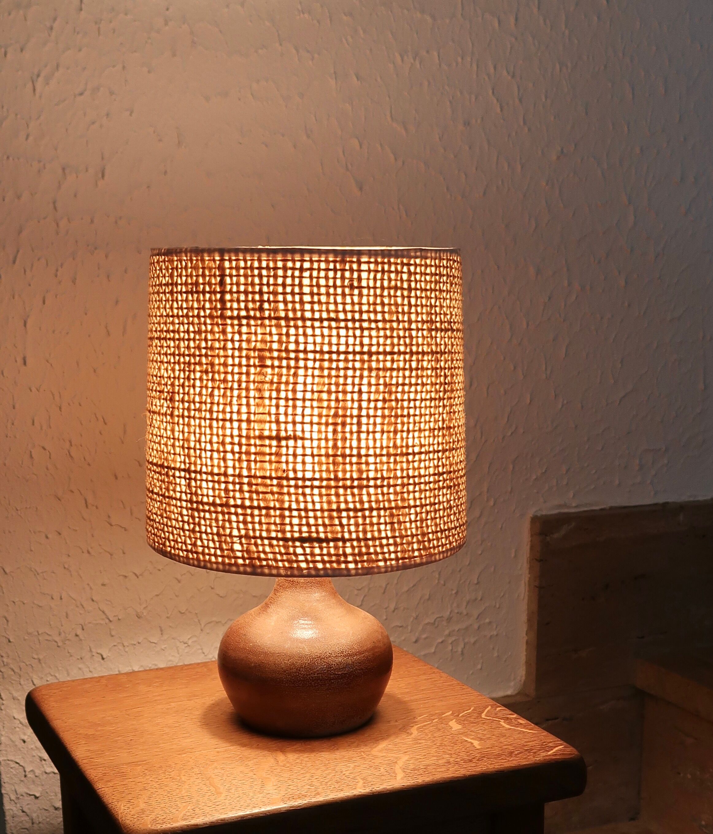 Sandstone lamp signed Georges Robin, 70s