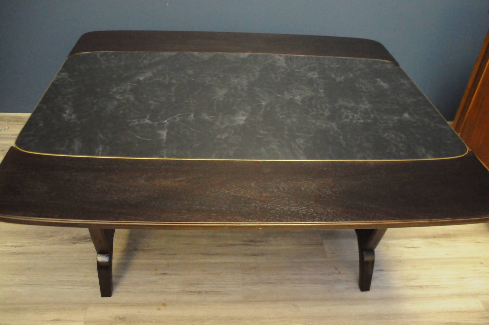 Table extensible avec plateau en marbre, Danemark 1930