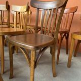 Lot of 20 mismatched Thonet Fischel restaurant bistro chairs in curved wood