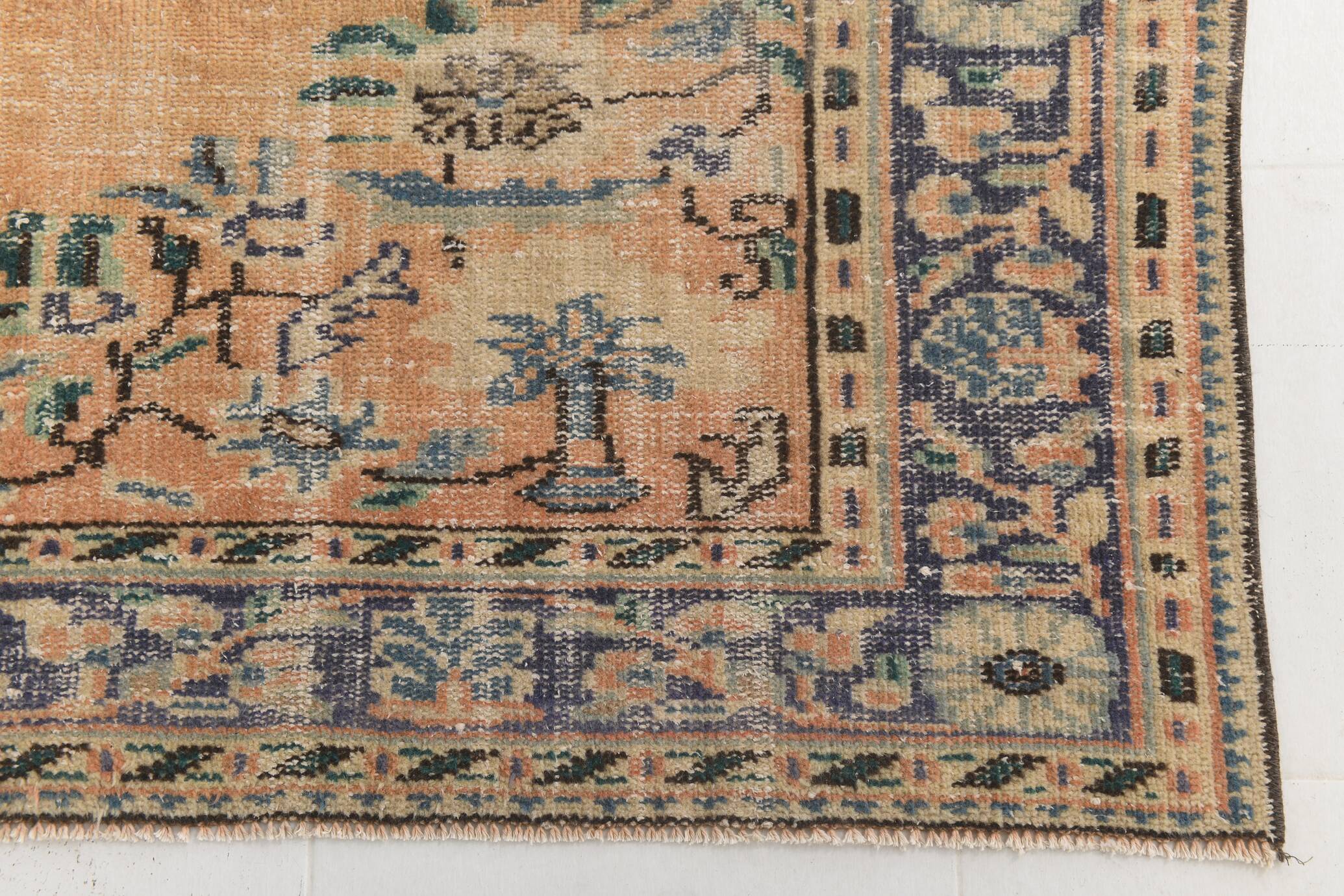 6x9 Peach & Navy Blue Classic Turkish Rug, 180x275Cm