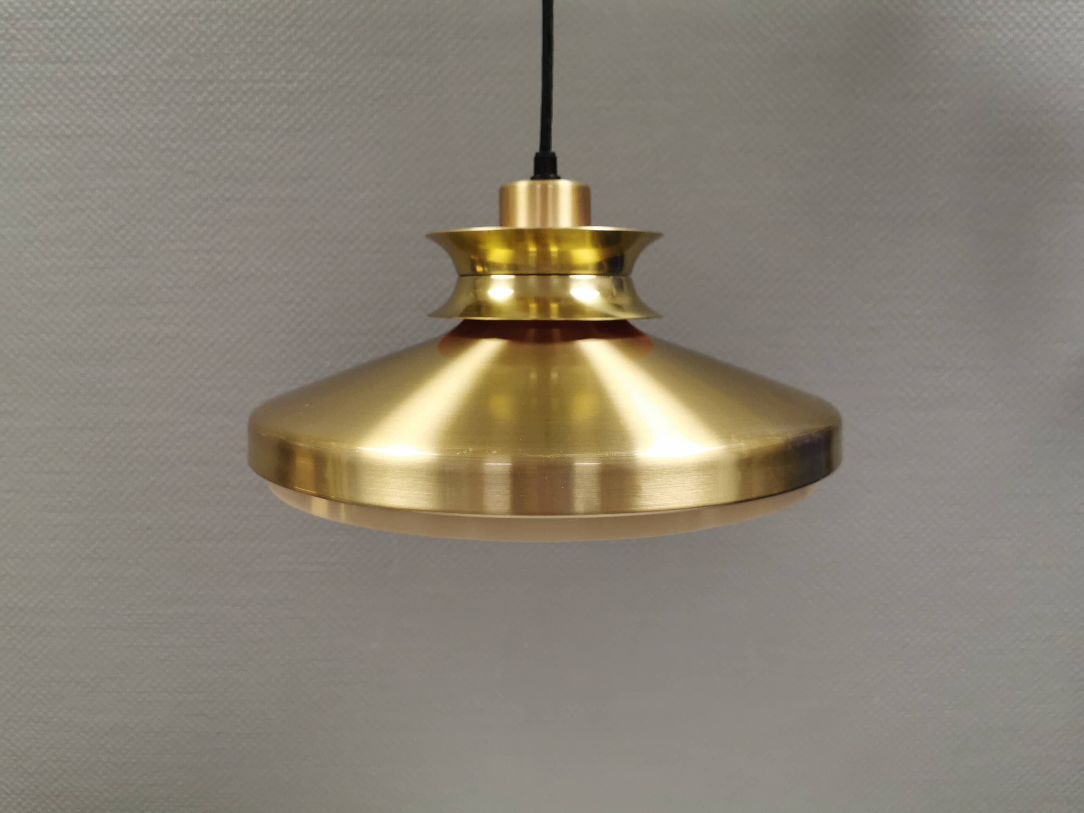 Hanging lamp from Danish Lyskær lighting, 1980s.