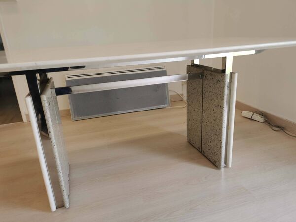 Table salle a manger ou bureau  marbre annee 1980