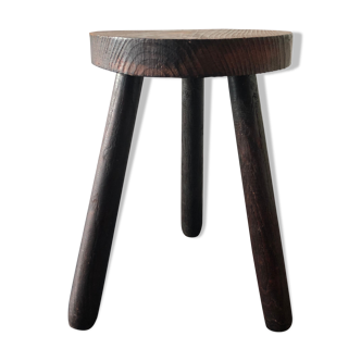 Old wooden tripod stab