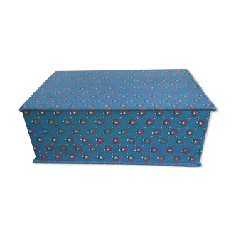 Ancient box in Provençal-style fabric