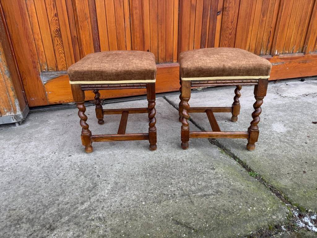 2 tabourets en bois tourné, 1950